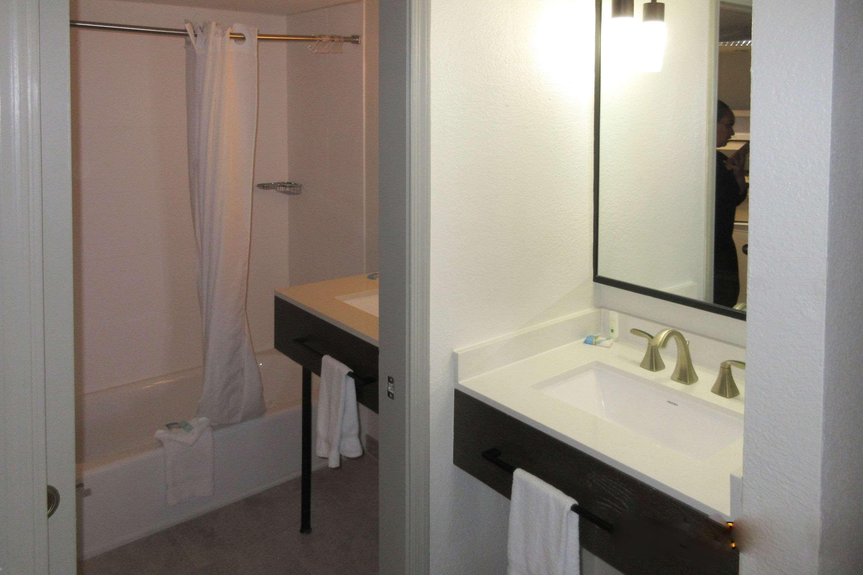 Windmill Suites Surprise - Phoenix, Ascend Hotel Collection Eksteriør billede
