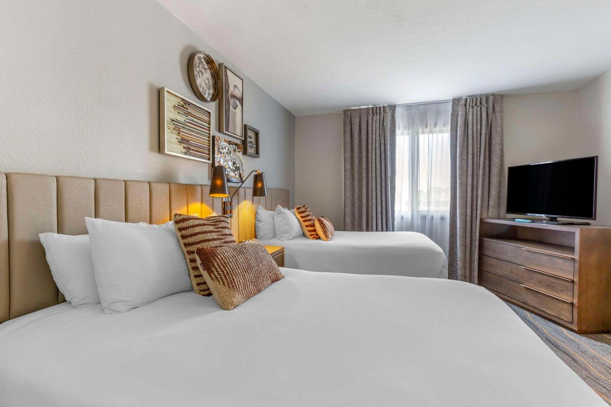 Windmill Suites Surprise - Phoenix, Ascend Hotel Collection Eksteriør billede