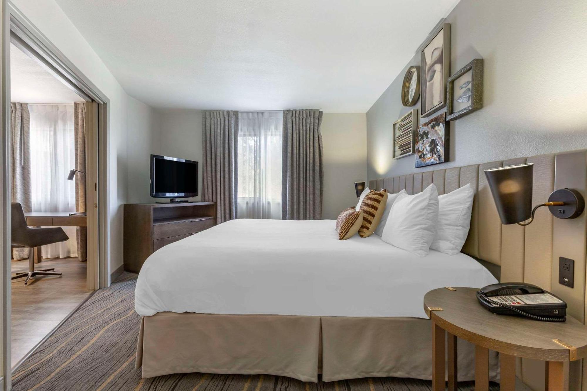 Windmill Suites Surprise - Phoenix, Ascend Hotel Collection Eksteriør billede