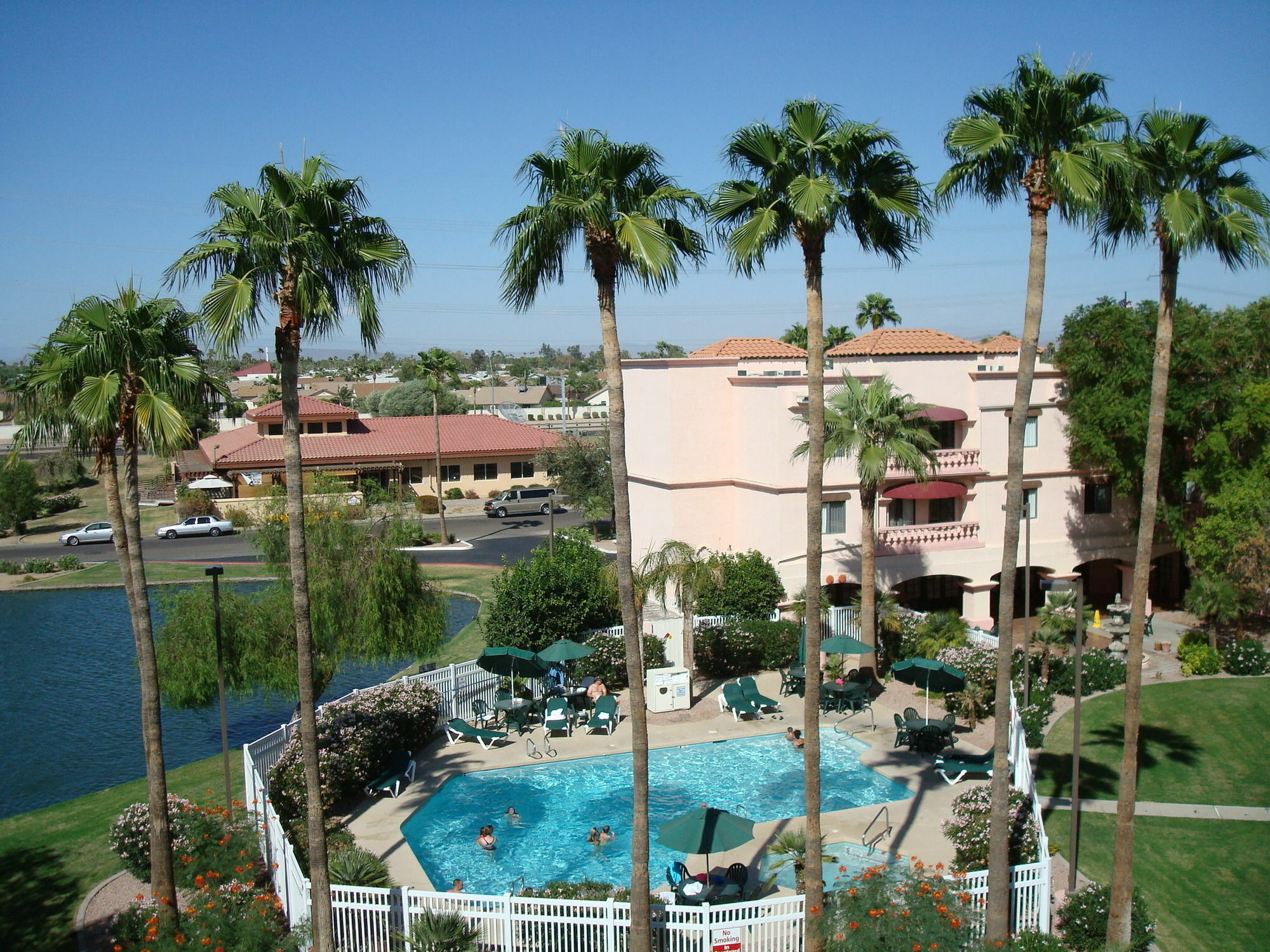 Windmill Suites Surprise - Phoenix, Ascend Hotel Collection Eksteriør billede